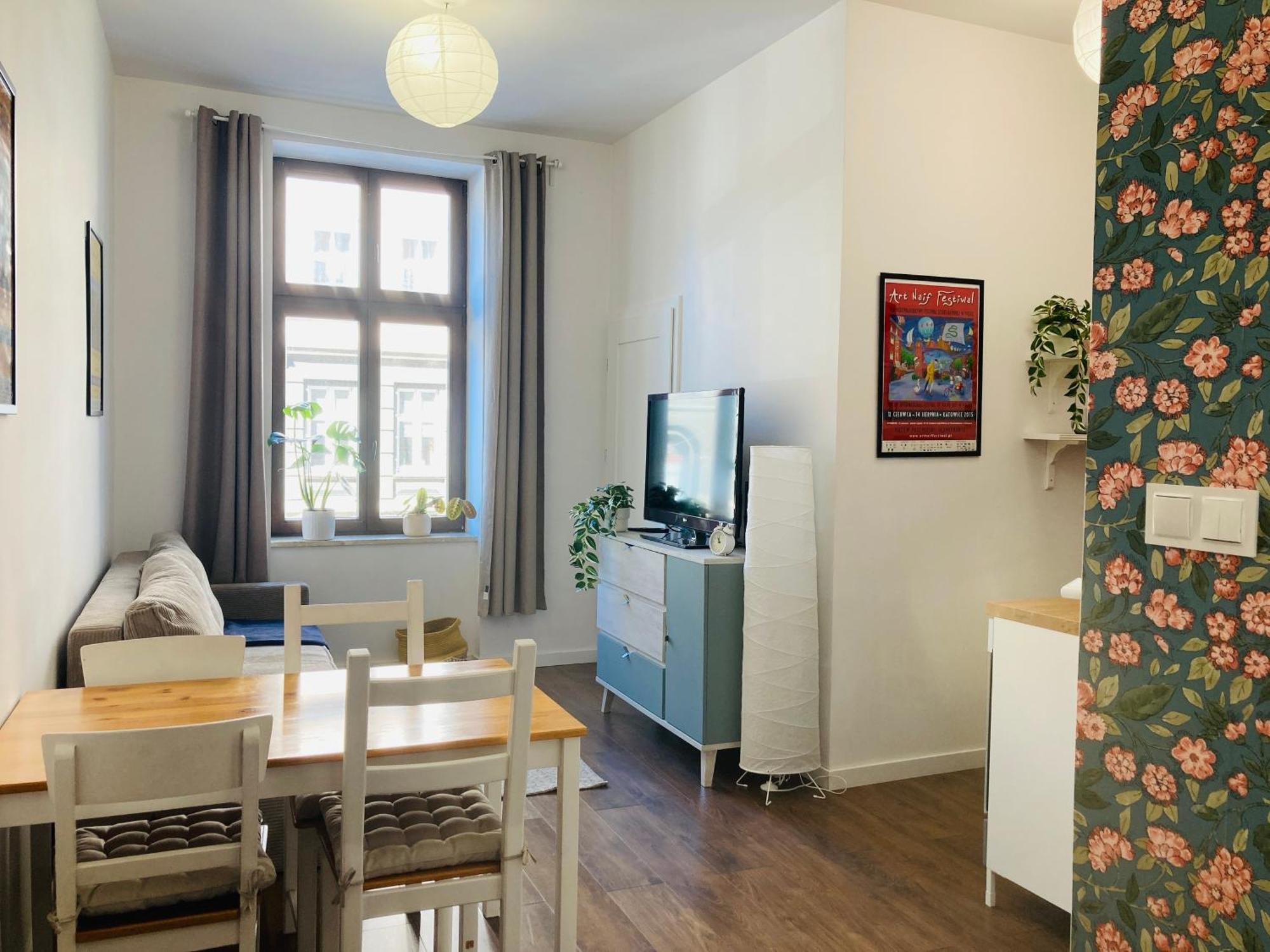 Kato Cosi Apartment Катовице Екстериор снимка